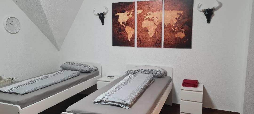 Modernes 5 , 6 Und 7 In Apartment *