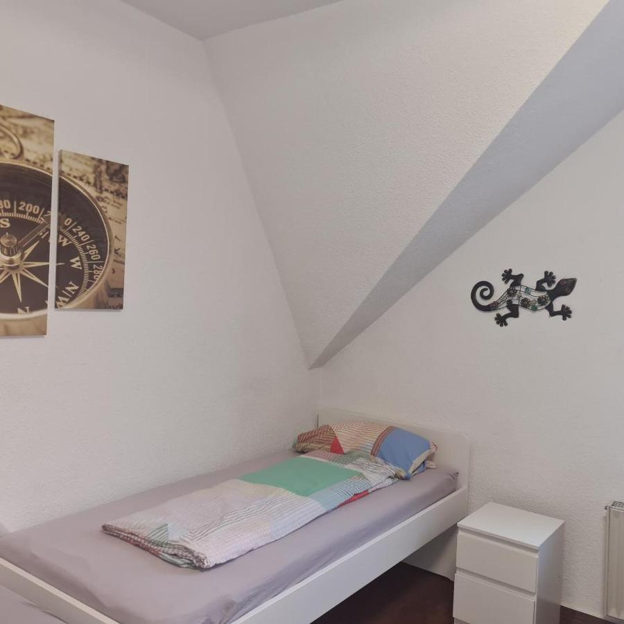 Modernes 5 , 6 Und 7 In Apartment *