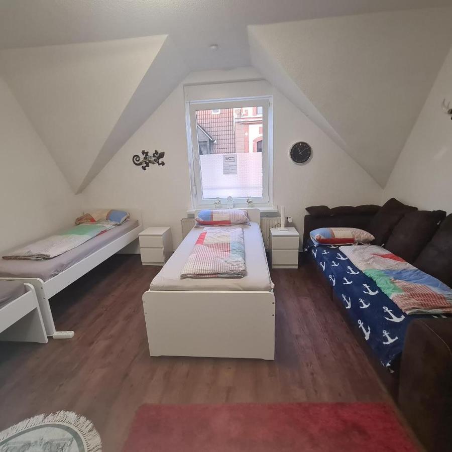 Modernes 5 , 6 Und 7 In *
